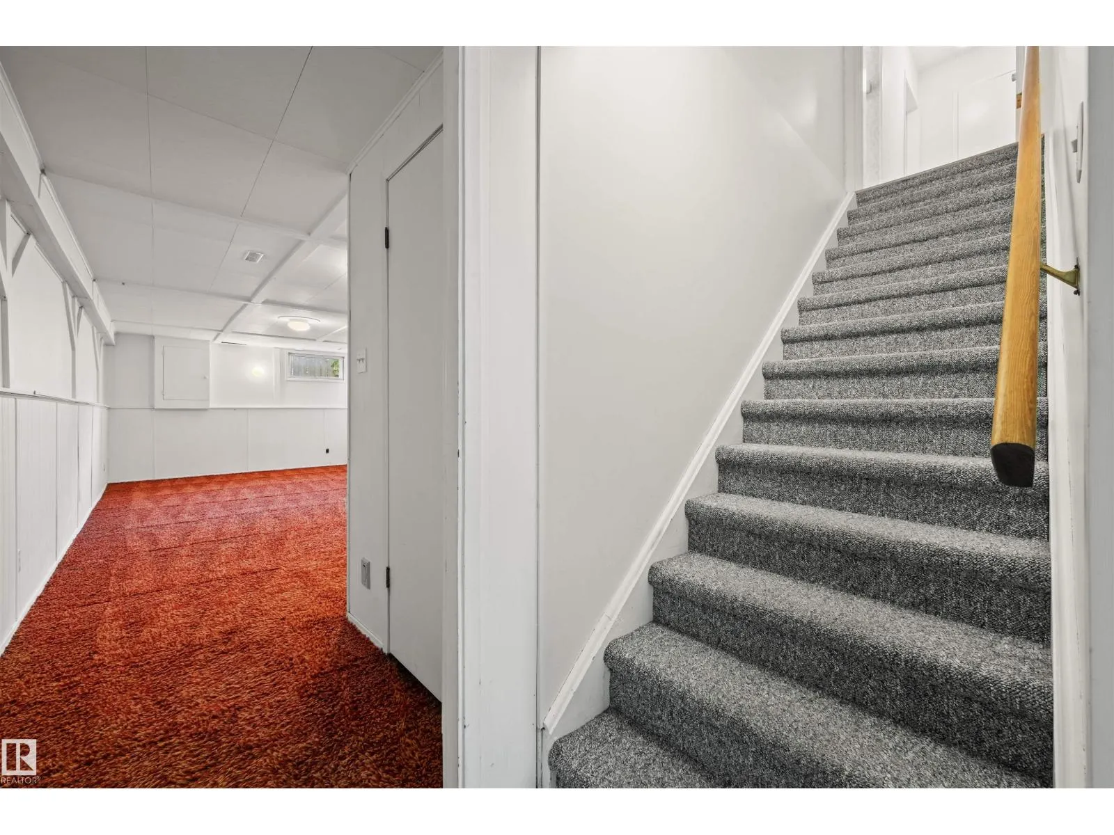 12411 47 AV NW