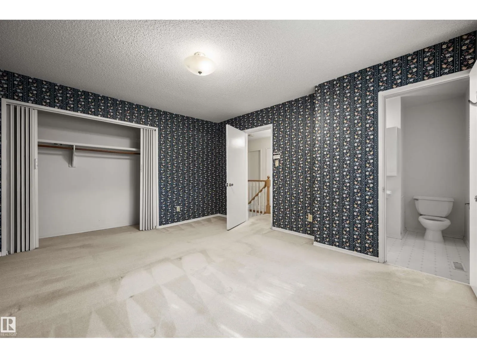 12411 47 AV NW