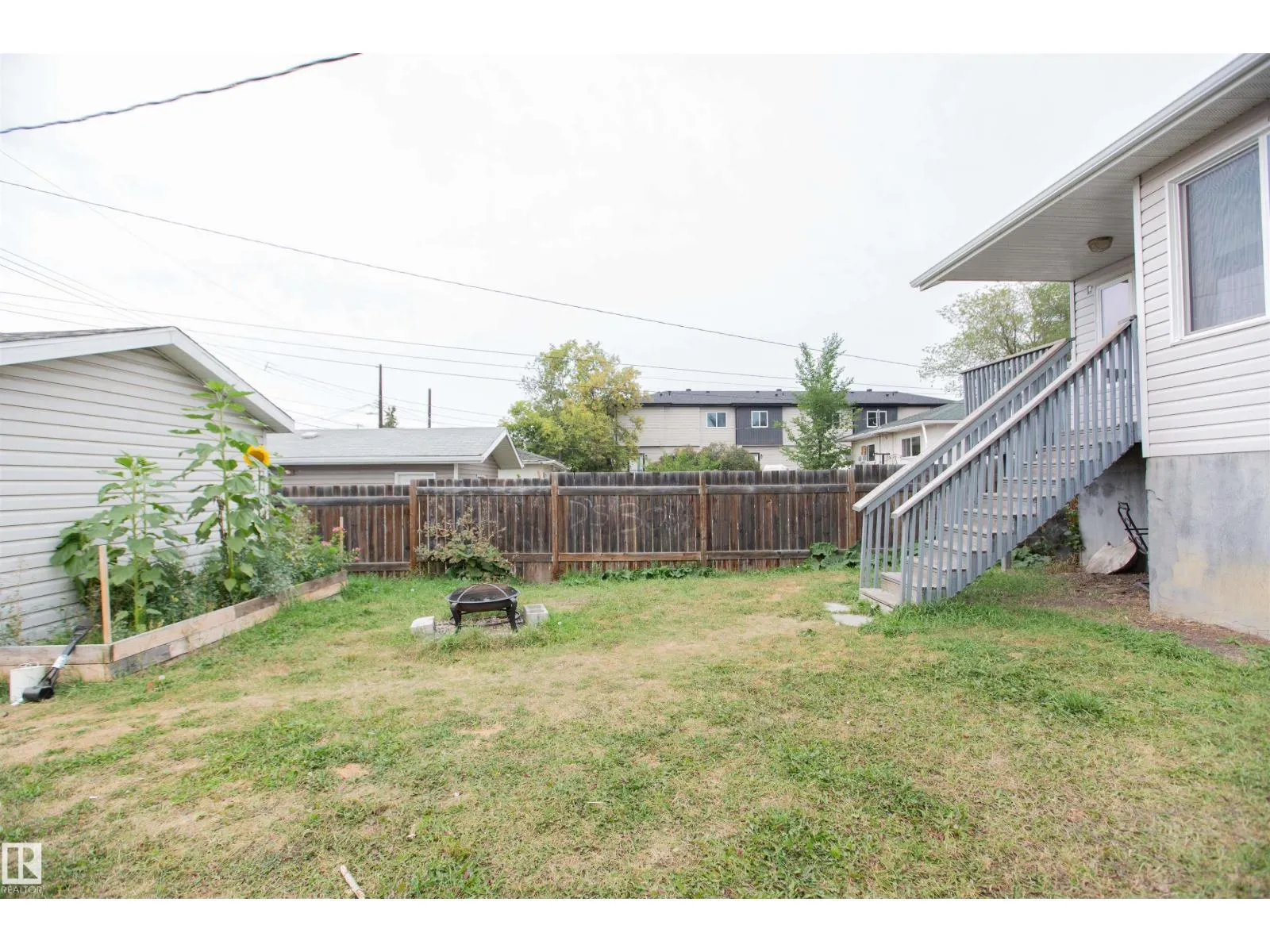 12422 88 ST NW