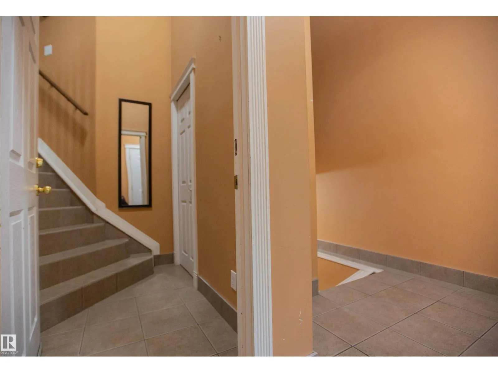 12422 88 ST NW