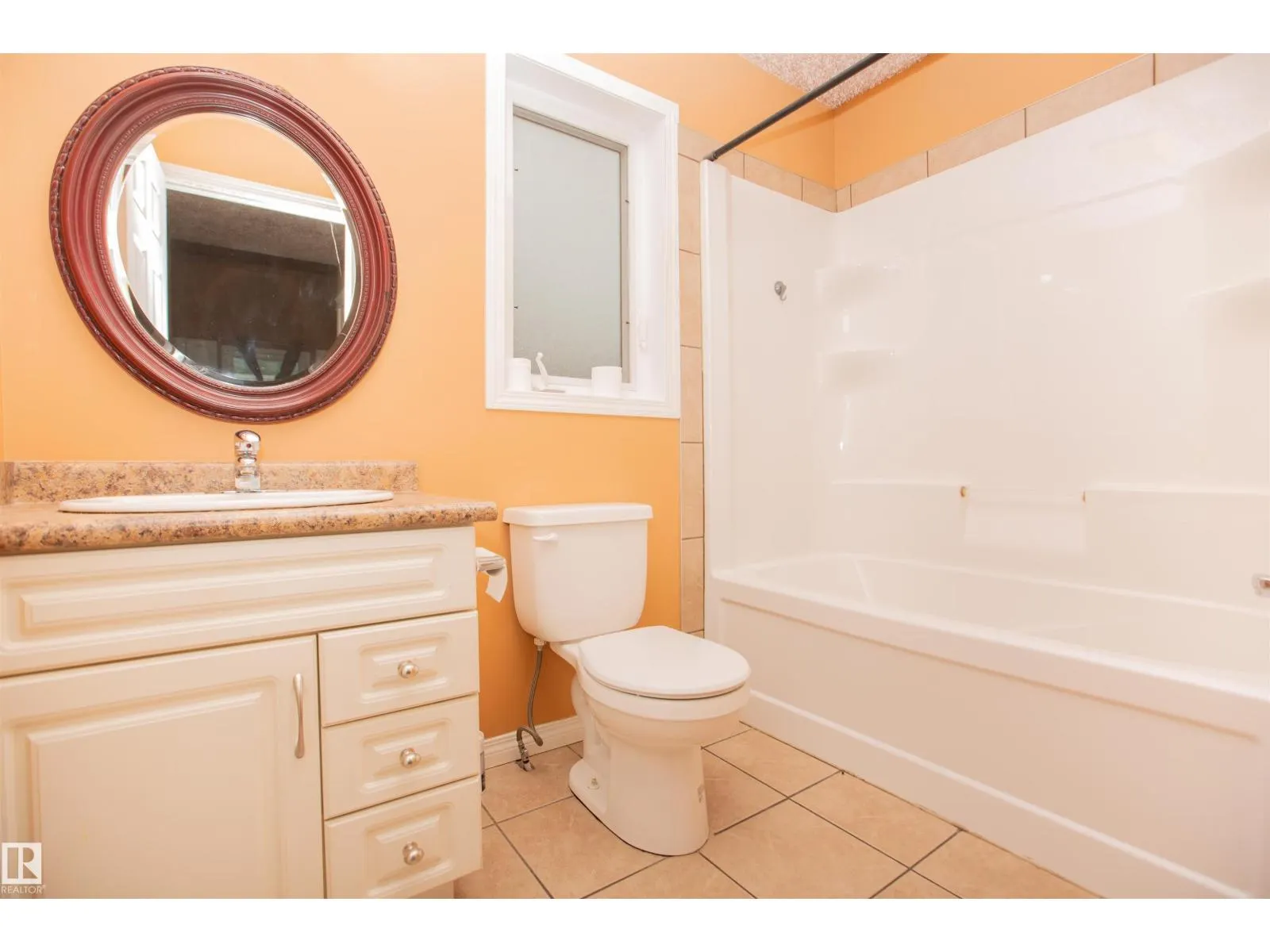 12422 88 ST NW