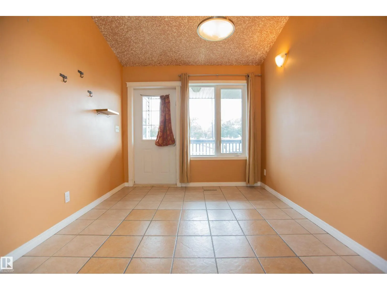 12422 88 ST NW