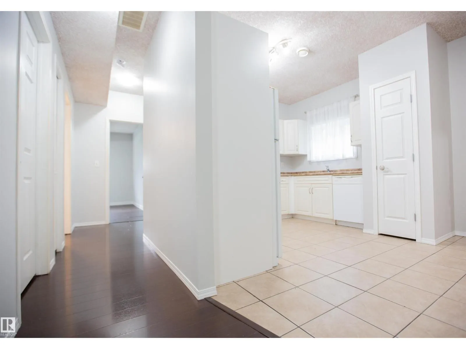 12422 88 ST NW
