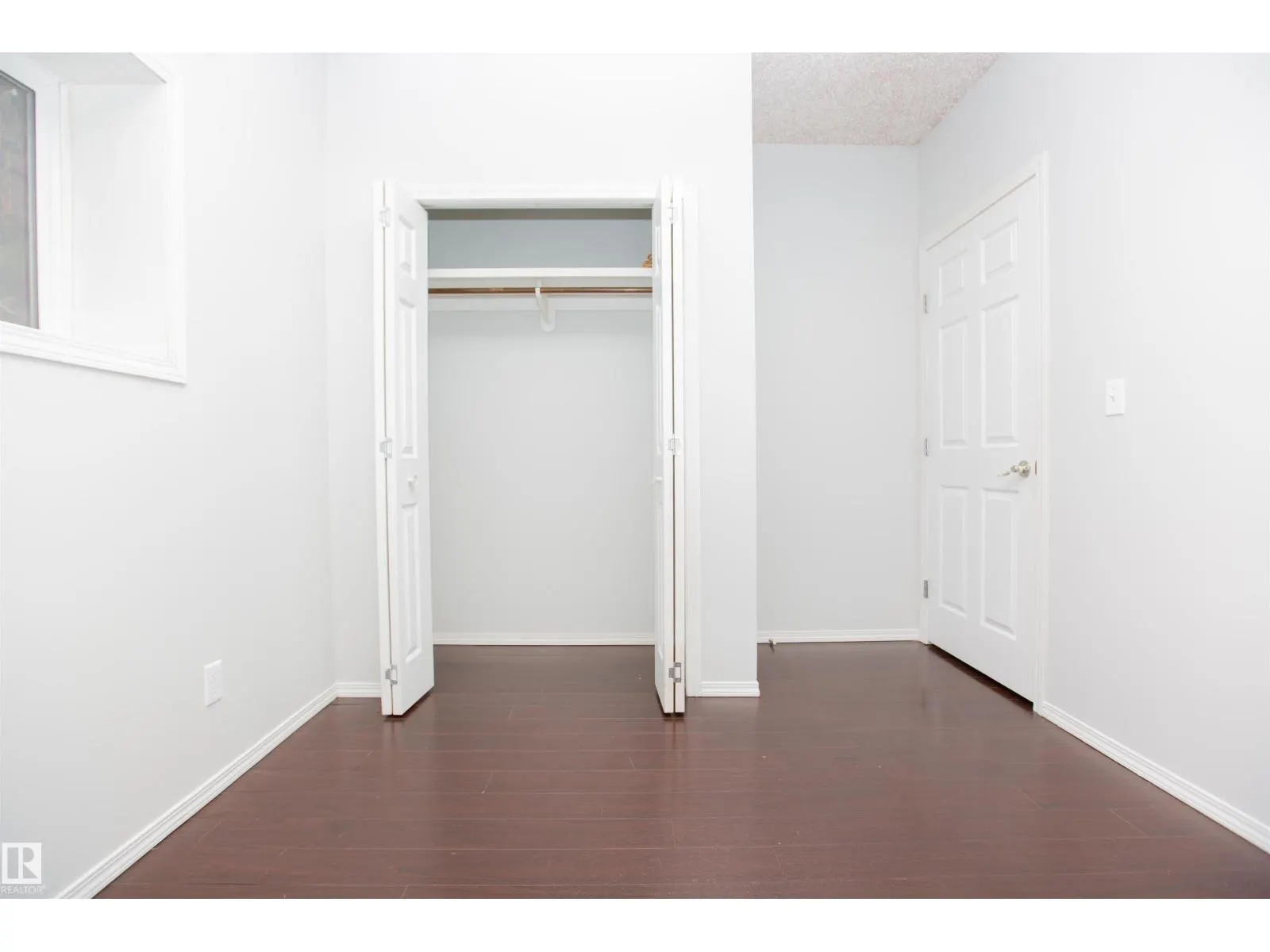 12422 88 ST NW