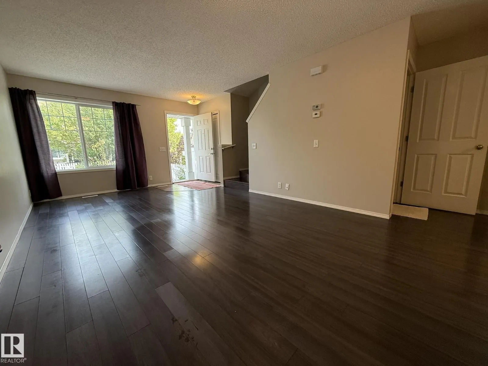 #35 3075 TRELLE CR NW