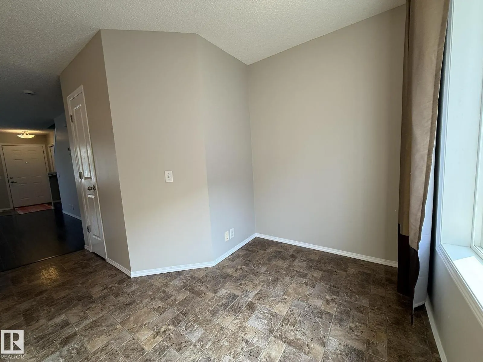#35 3075 TRELLE CR NW