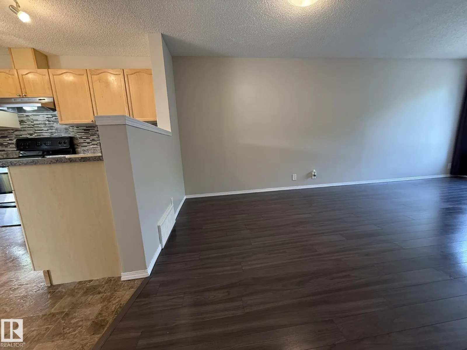 #35 3075 TRELLE CR NW