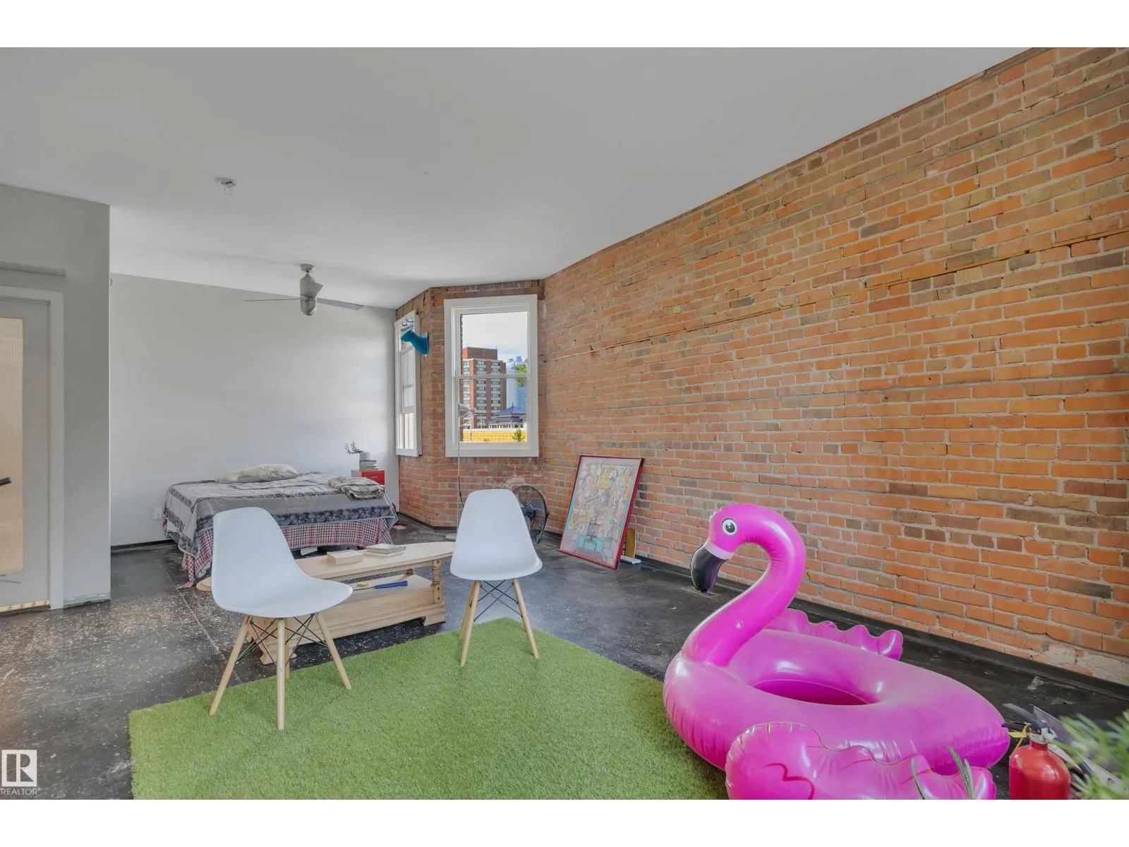 #205 10141 95 ST NW