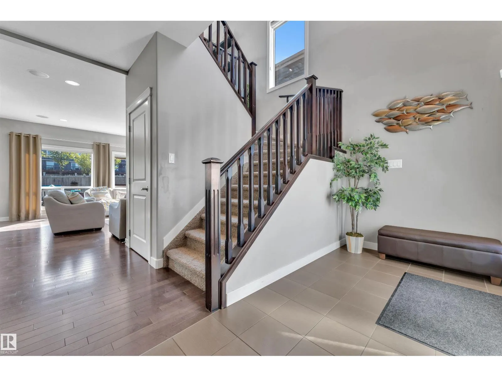 1907 67 ST SW