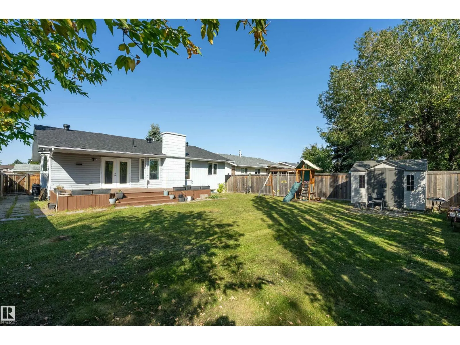 18211 80 AV NW