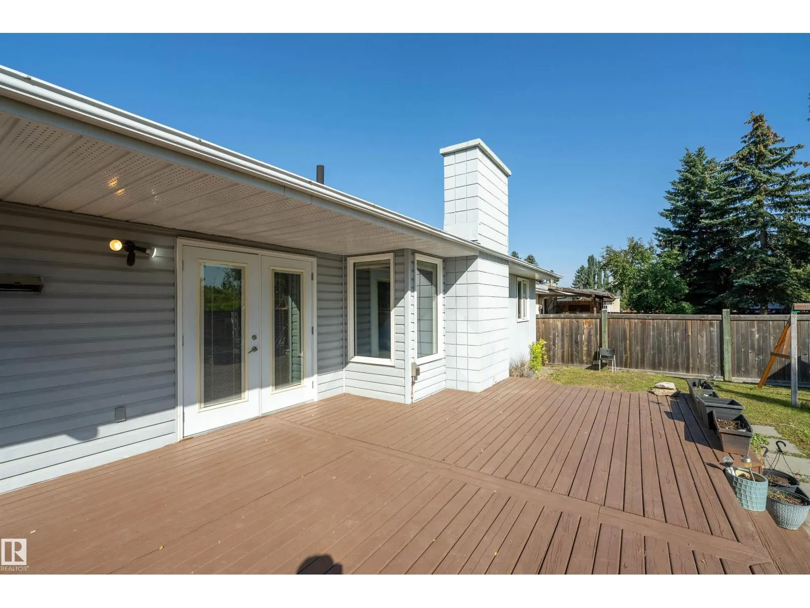 18211 80 AV NW