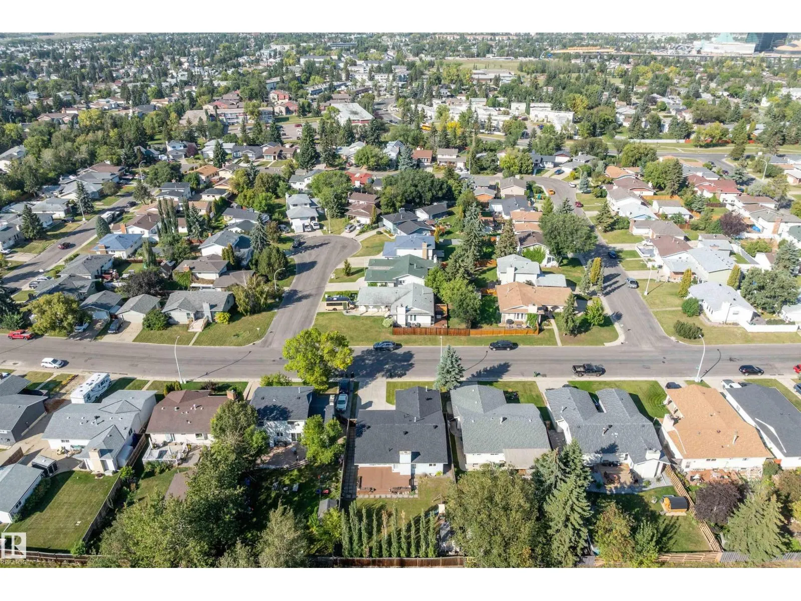 18211 80 AV NW