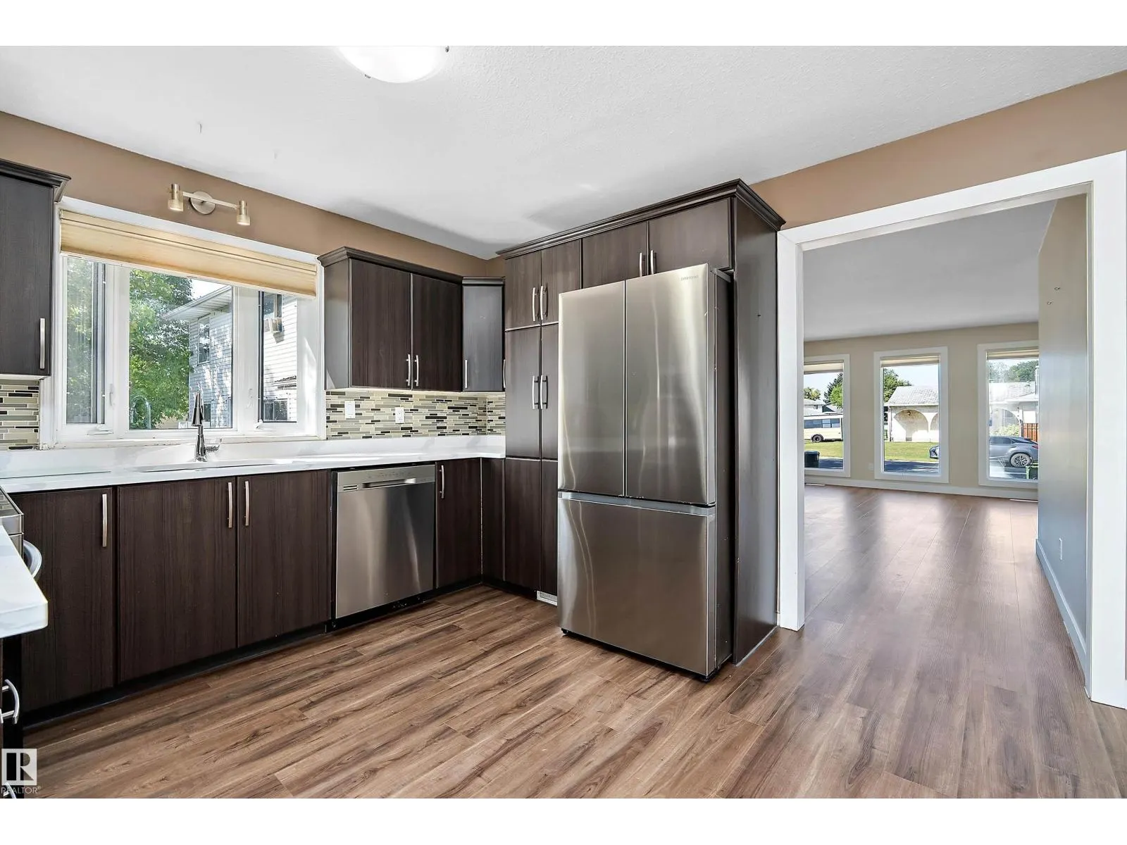 18211 80 AV NW