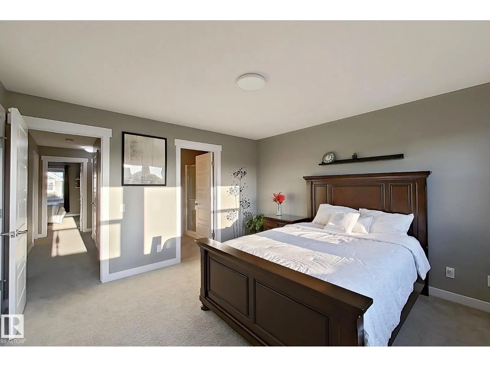 2336 70 ST SW