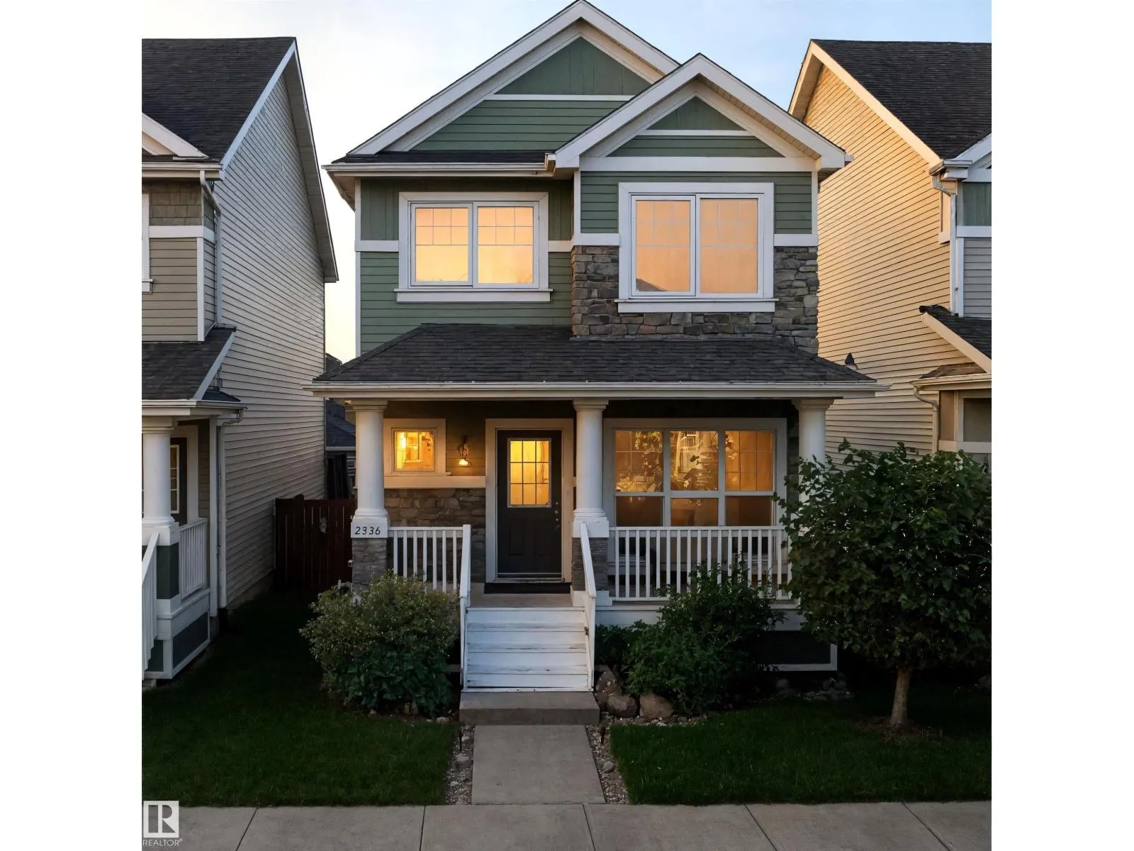 2336 70 ST SW
