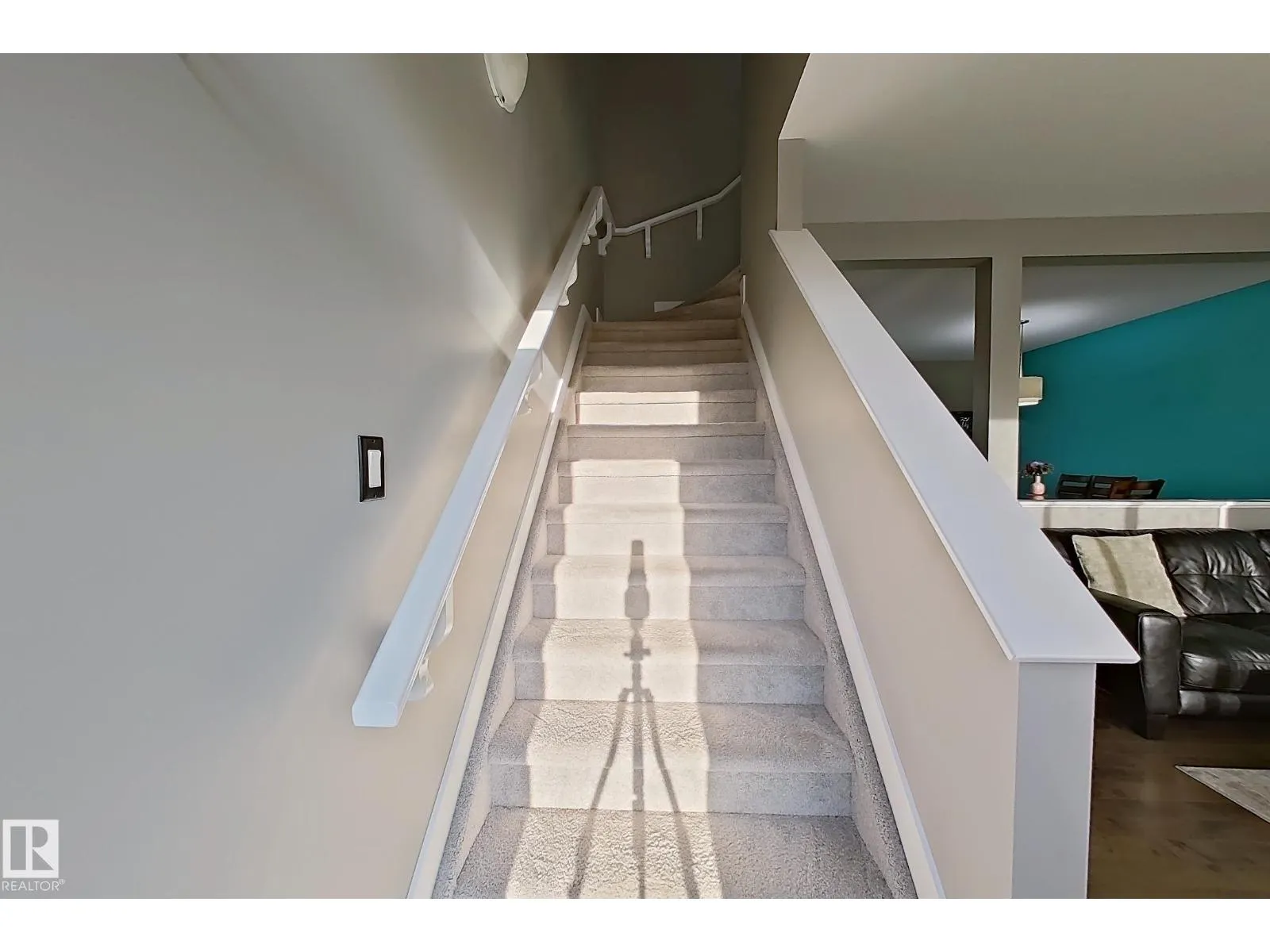 2336 70 ST SW