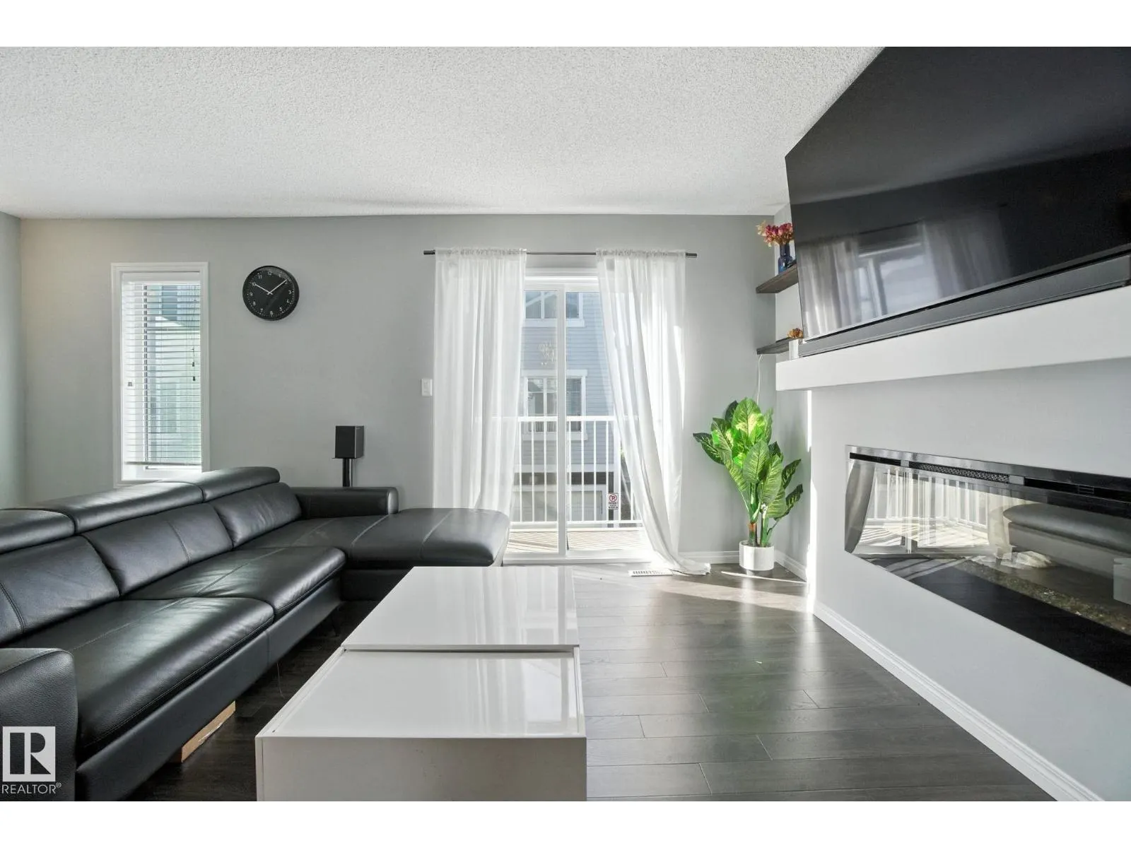 #124 2905 141 ST SW
