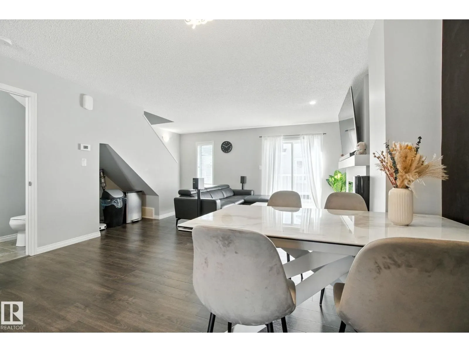 #124 2905 141 ST SW
