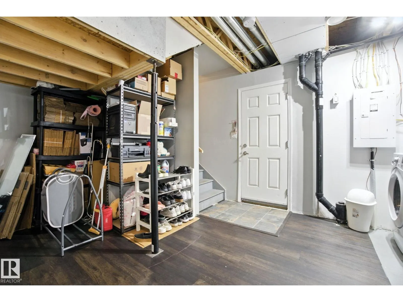 #124 2905 141 ST SW