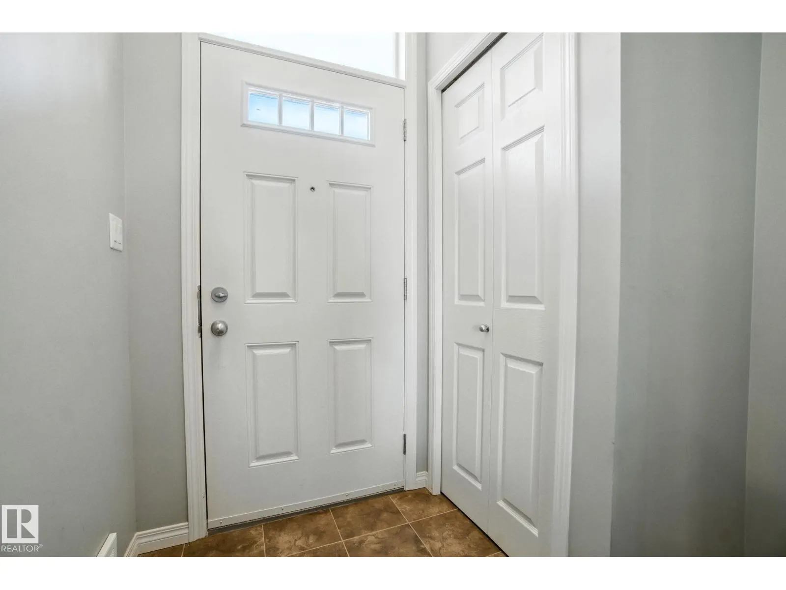 #124 2905 141 ST SW