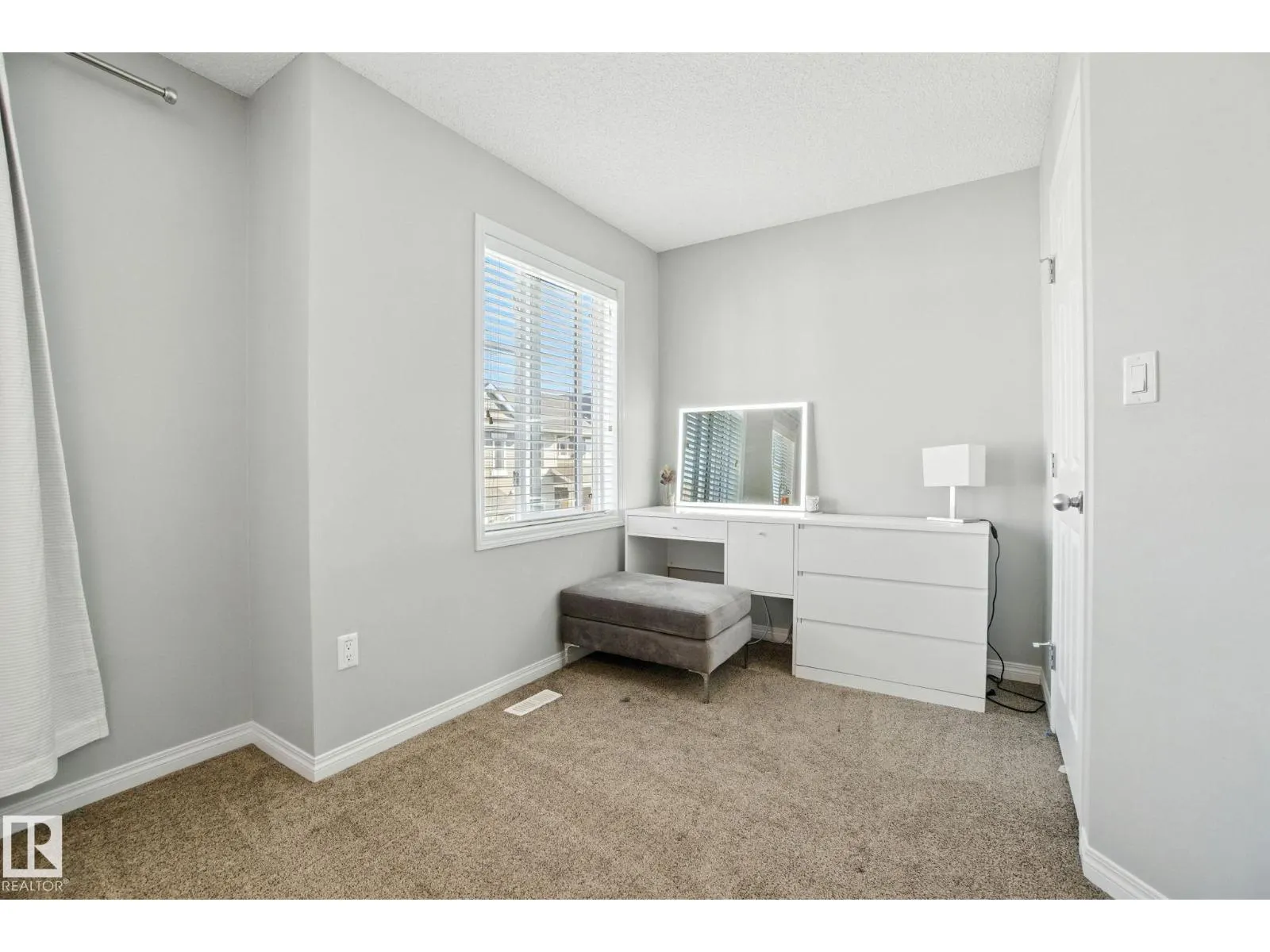 #124 2905 141 ST SW