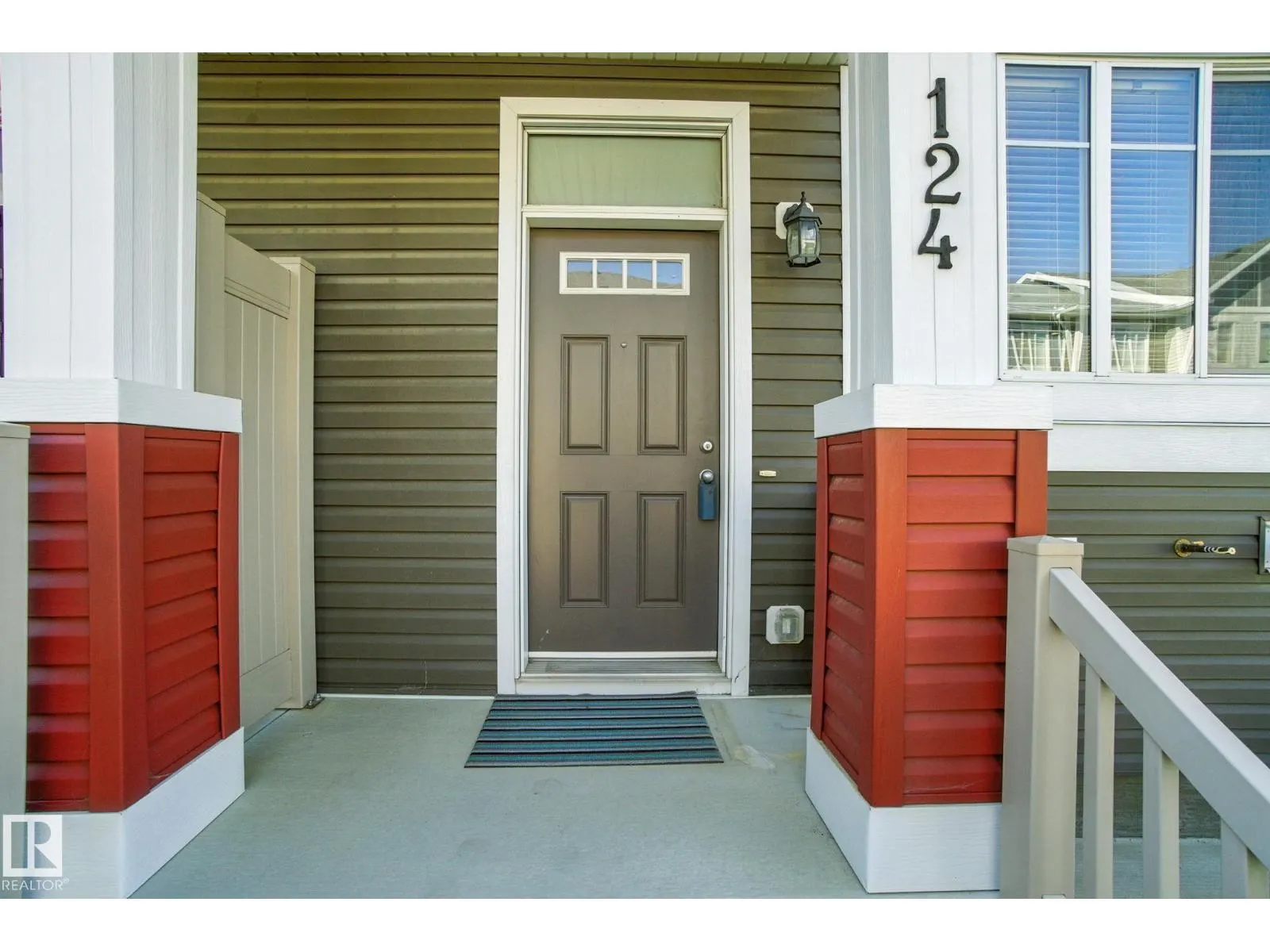 #124 2905 141 ST SW