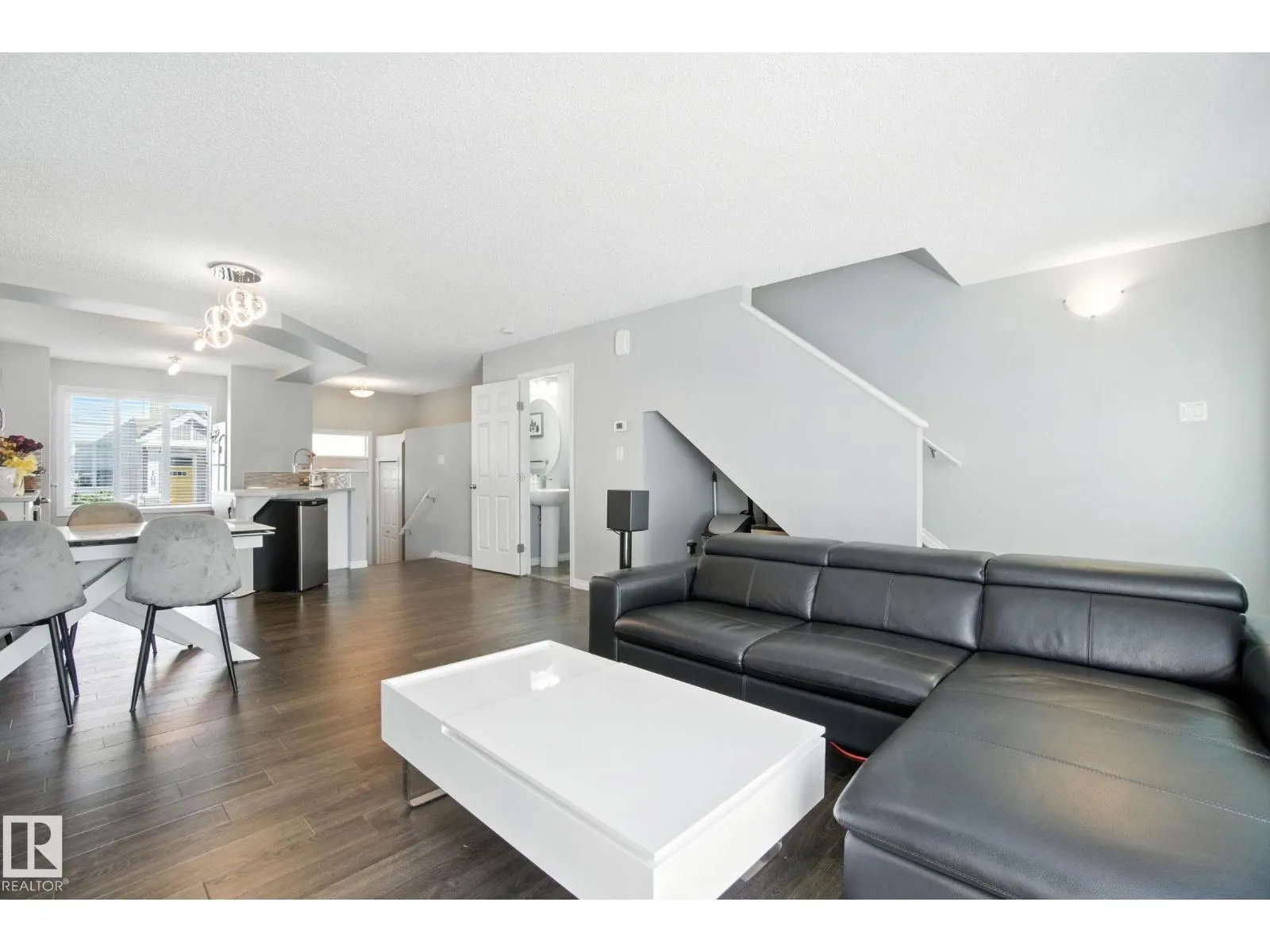 #124 2905 141 ST SW