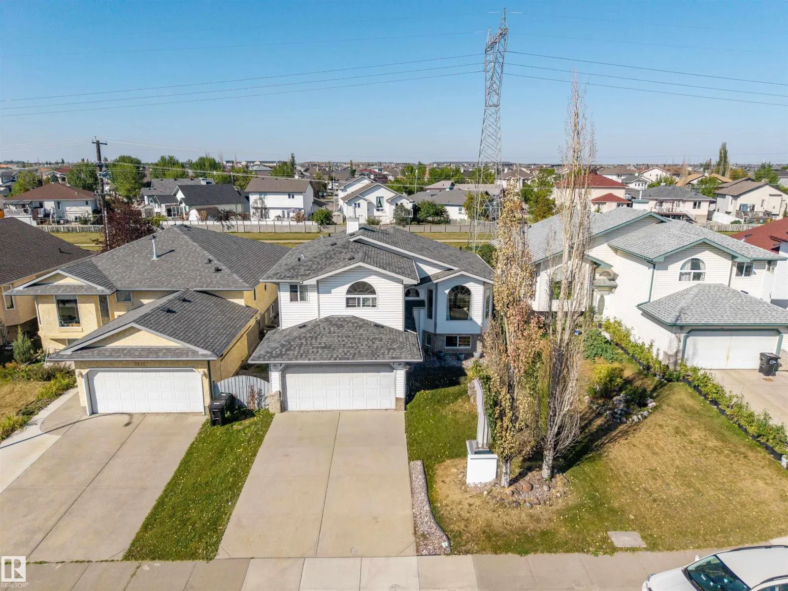 7808 163 AV NW