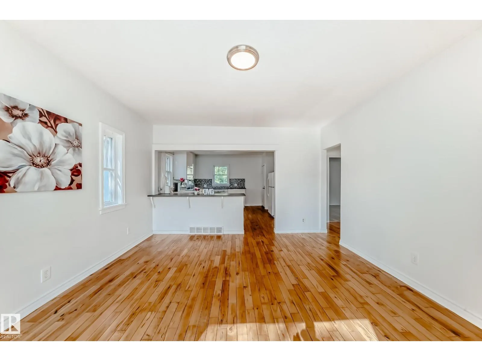10510 79 AV NW