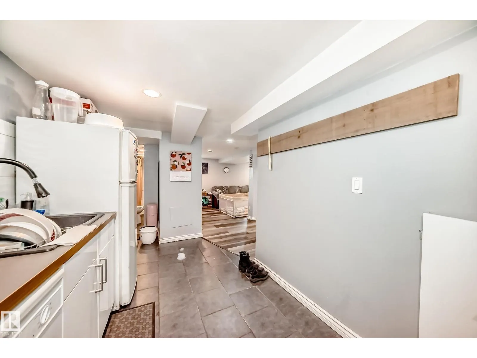 10510 79 AV NW