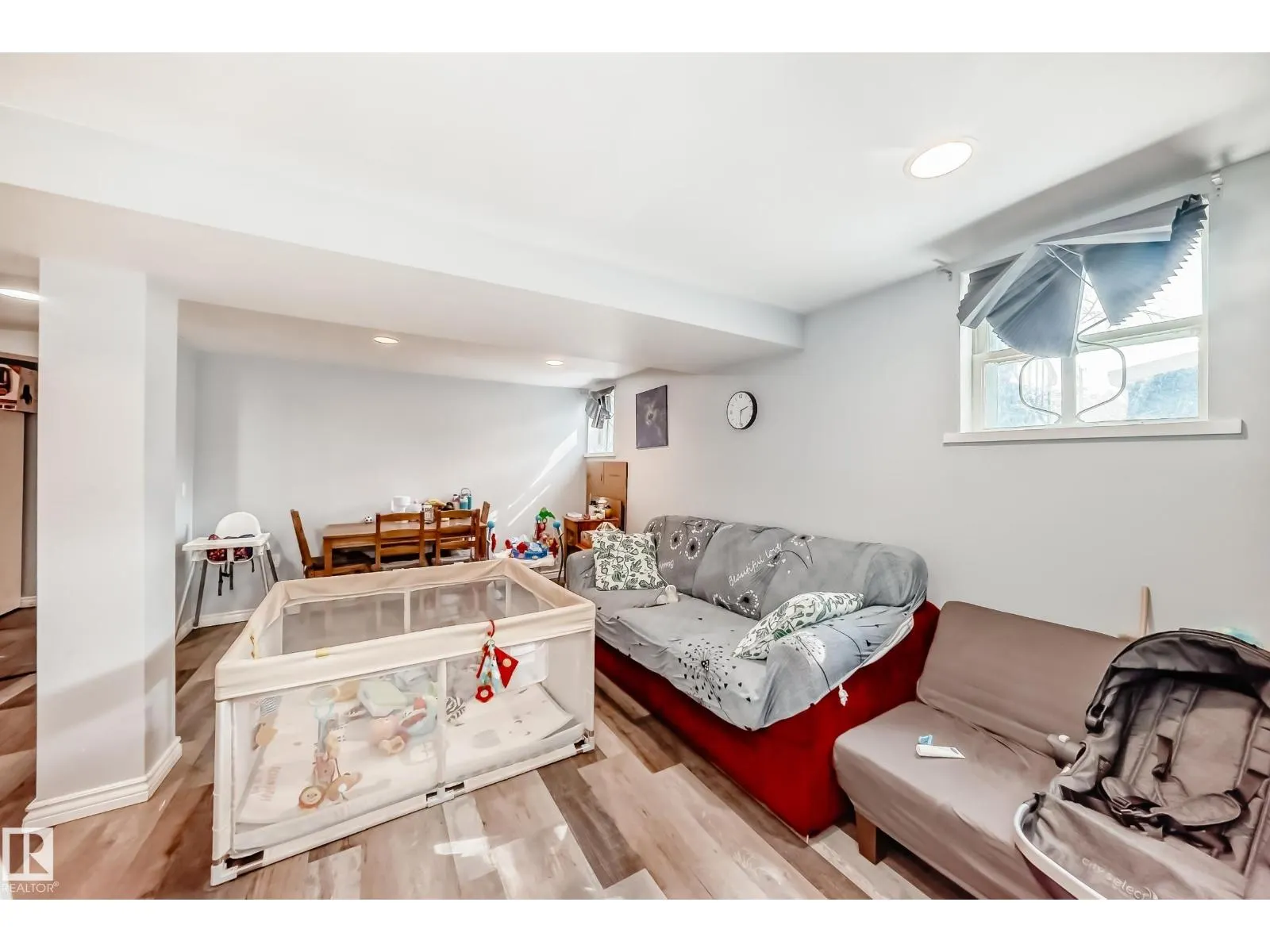 10510 79 AV NW
