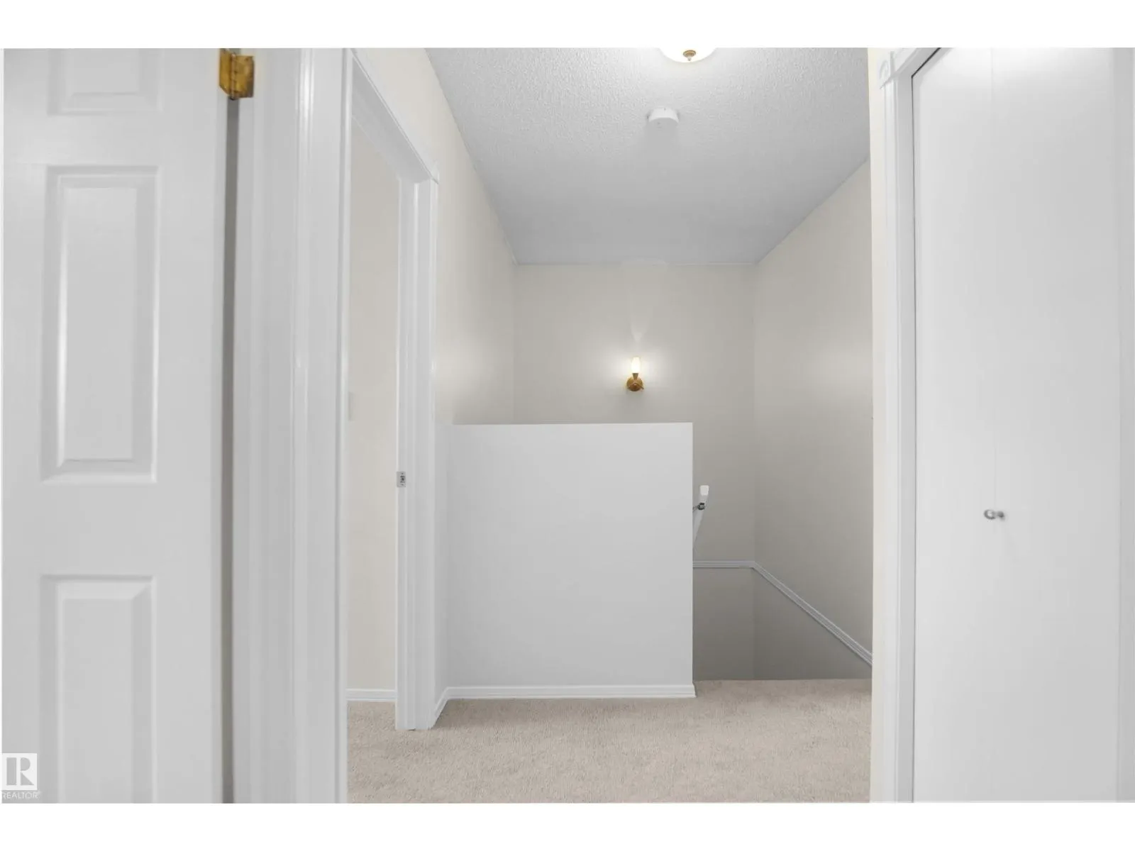 #17 14717 34 ST NW