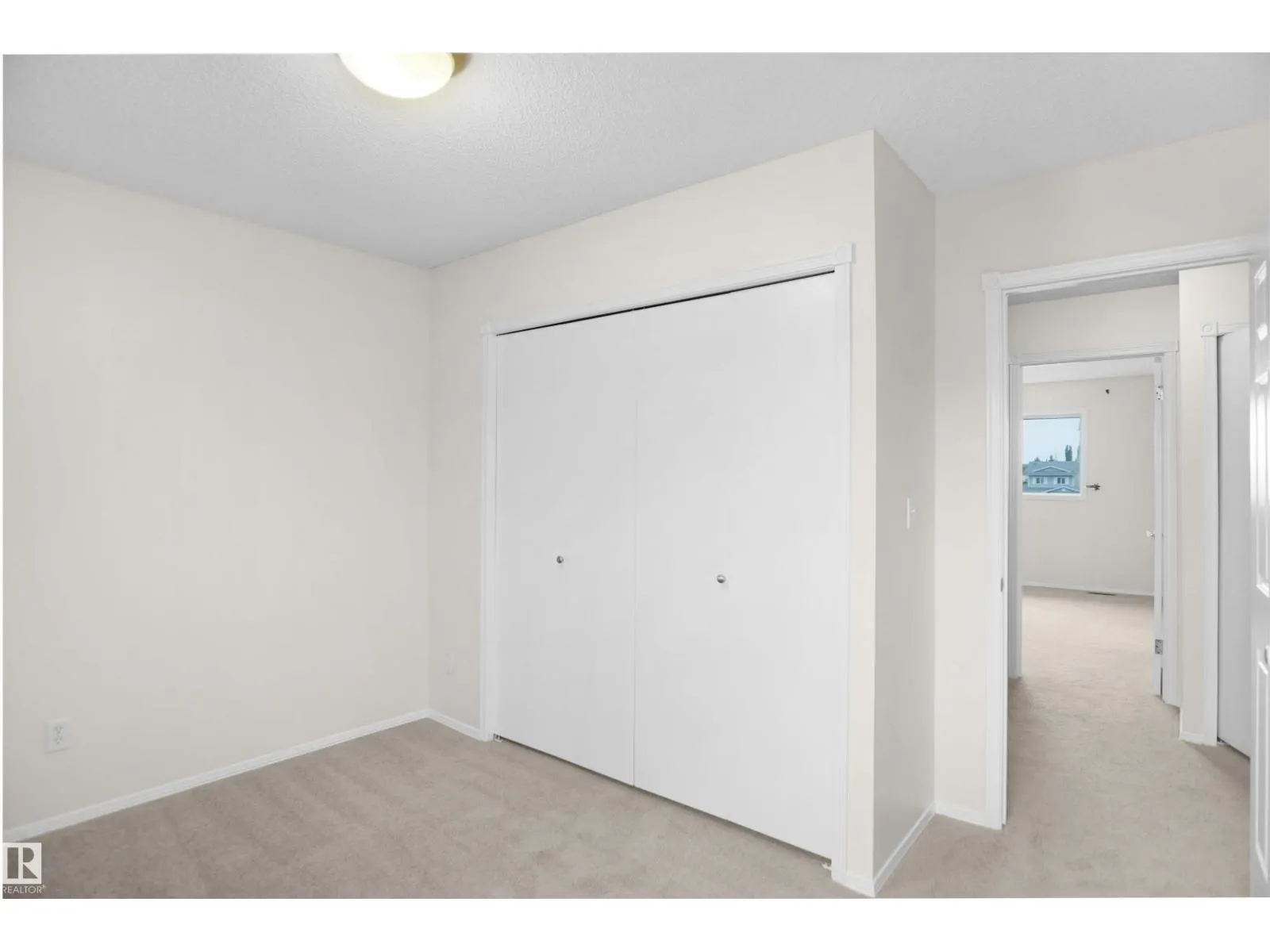 #17 14717 34 ST NW
