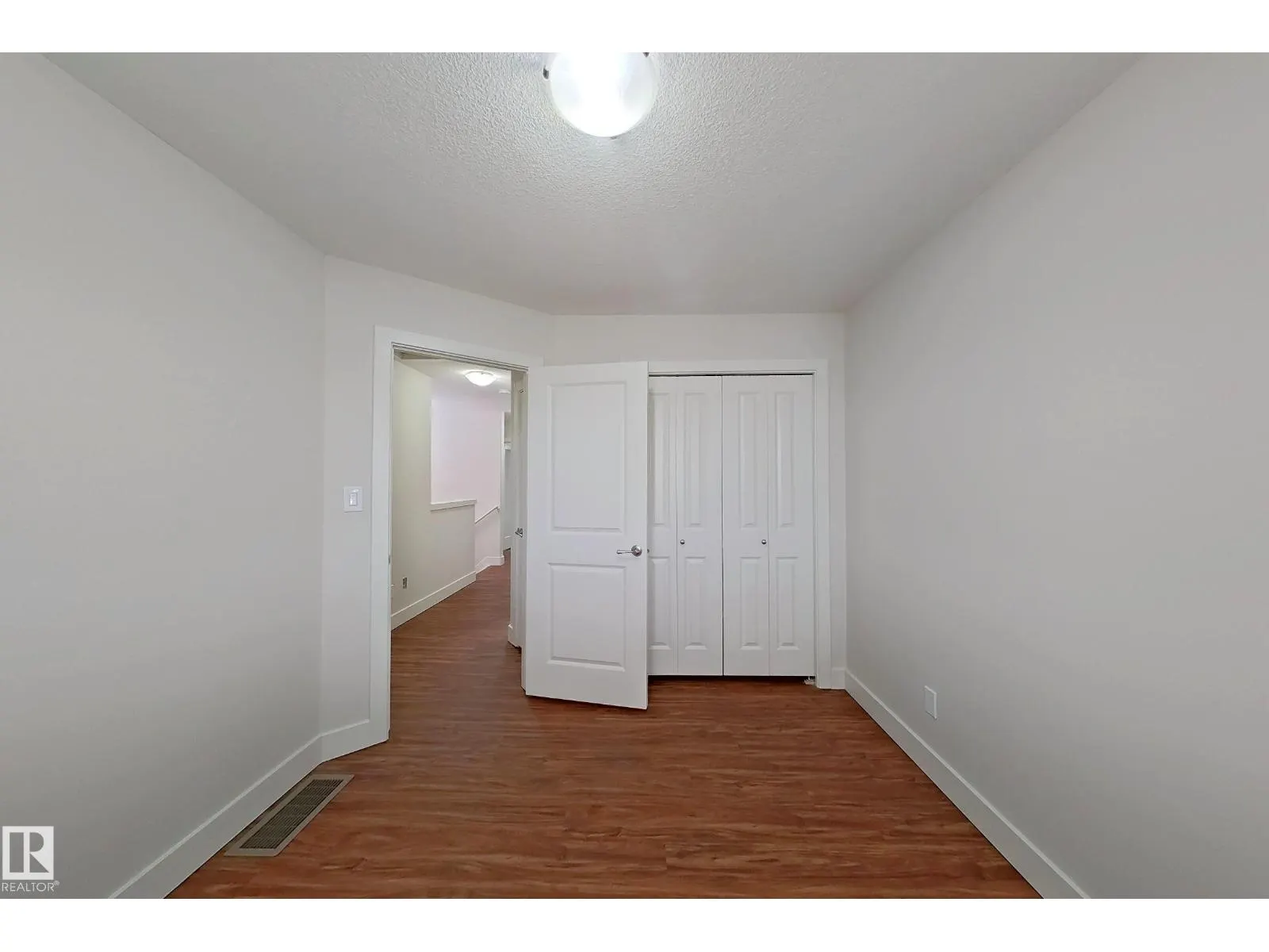15135 31 ST NW