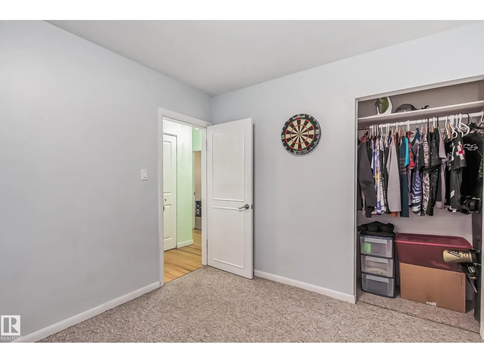 9210 157 ST NW