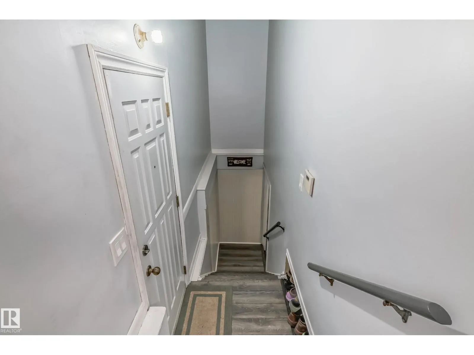 9210 157 ST NW