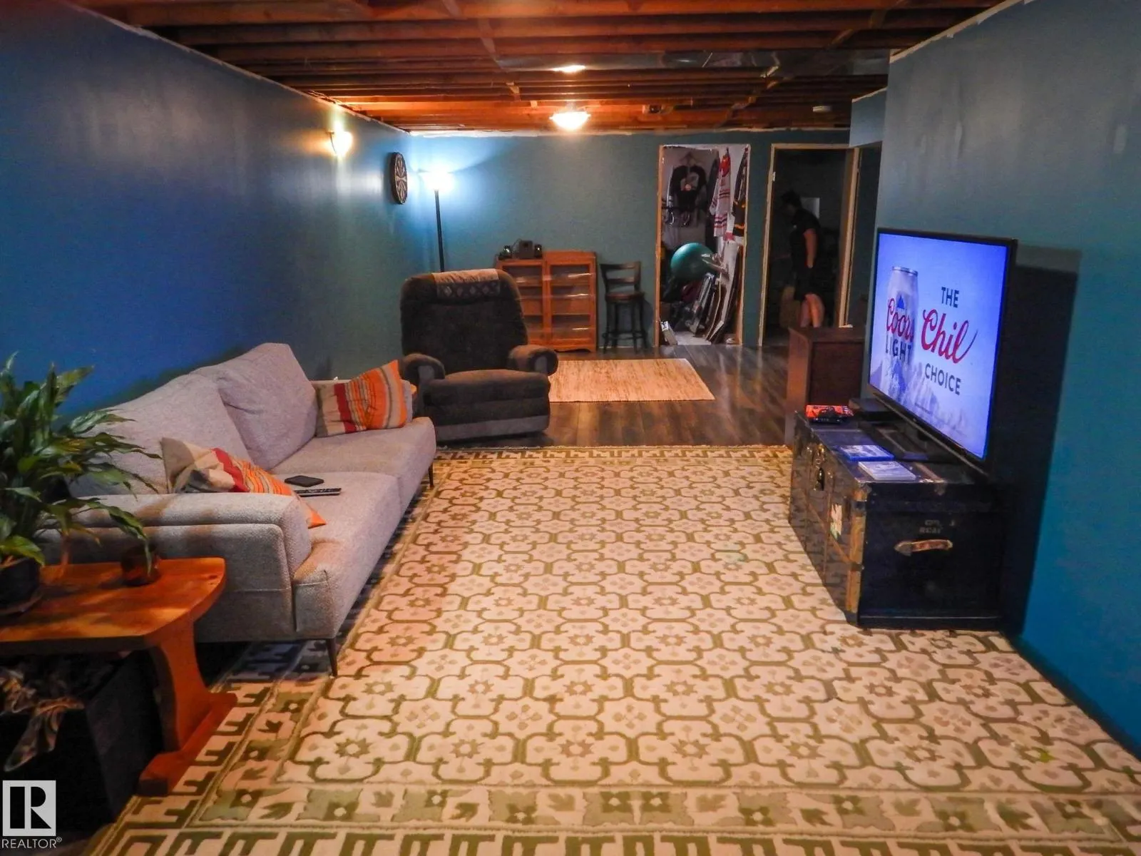 9210 157 ST NW