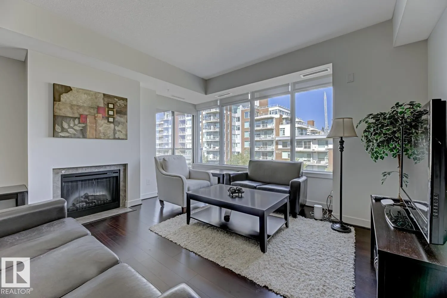 #405 2510 109 ST NW NW