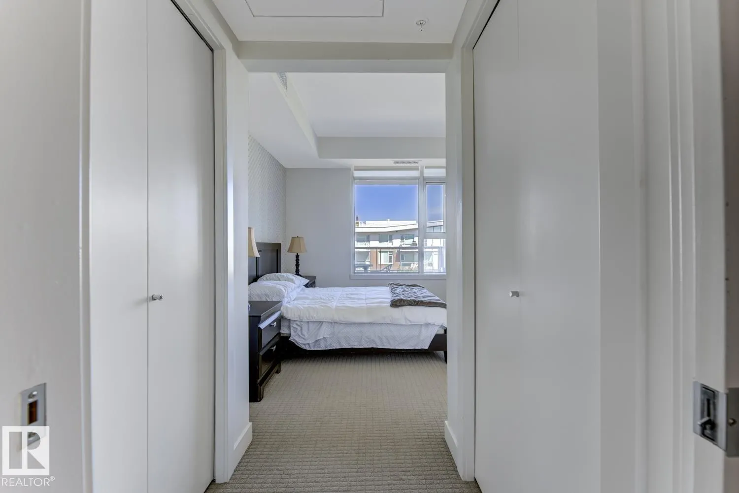 #405 2510 109 ST NW NW