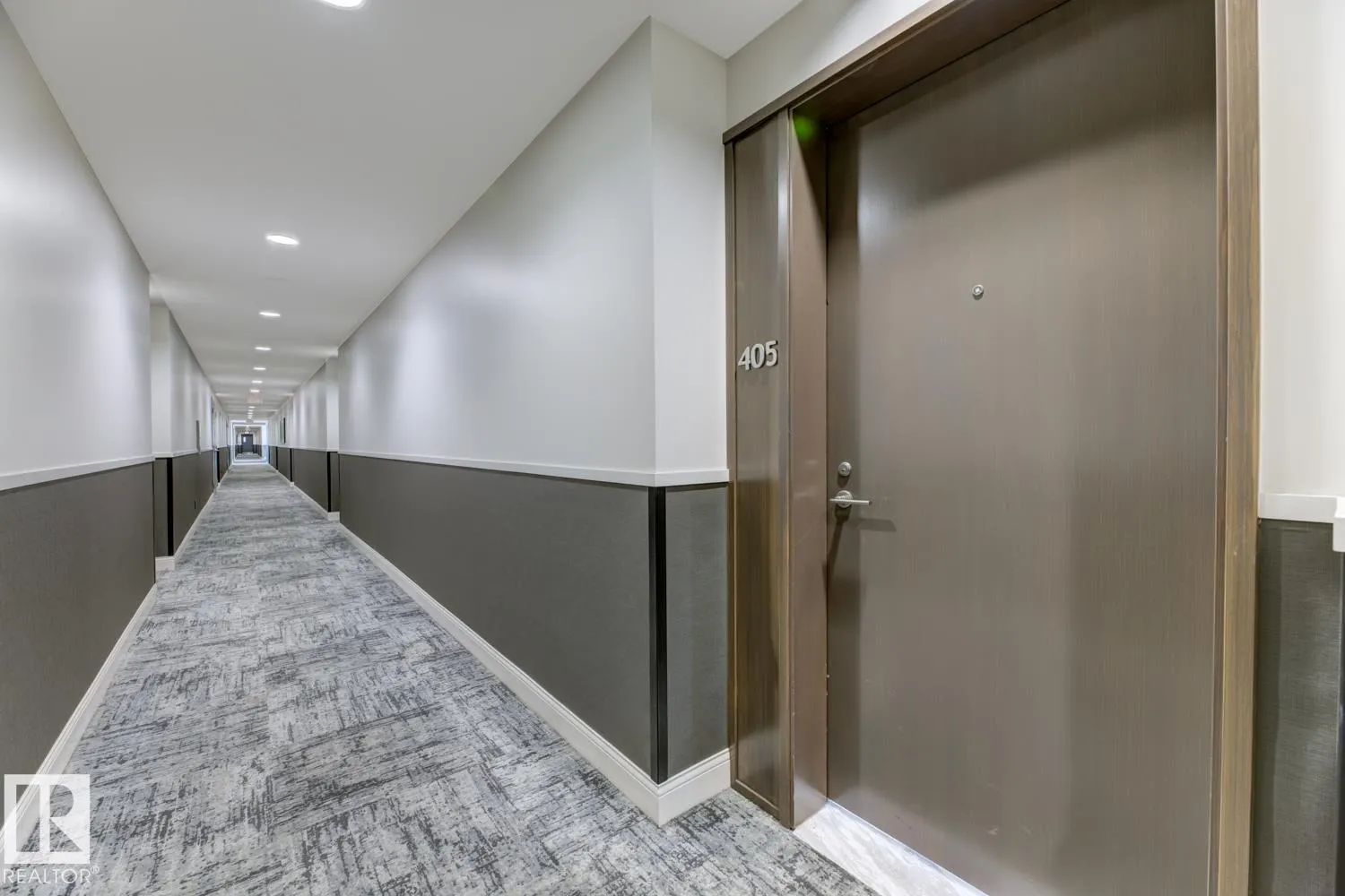 #405 2510 109 ST NW NW