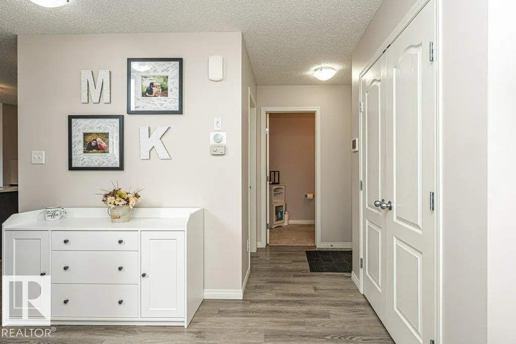 8727 Carson WY SW SW