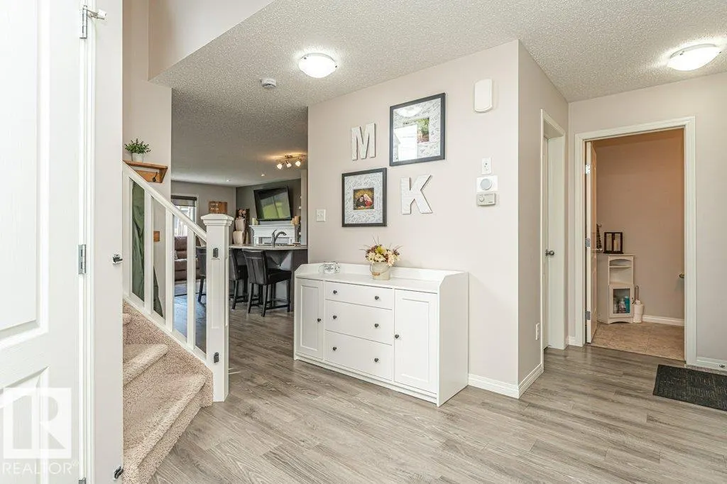 8727 Carson WY SW SW