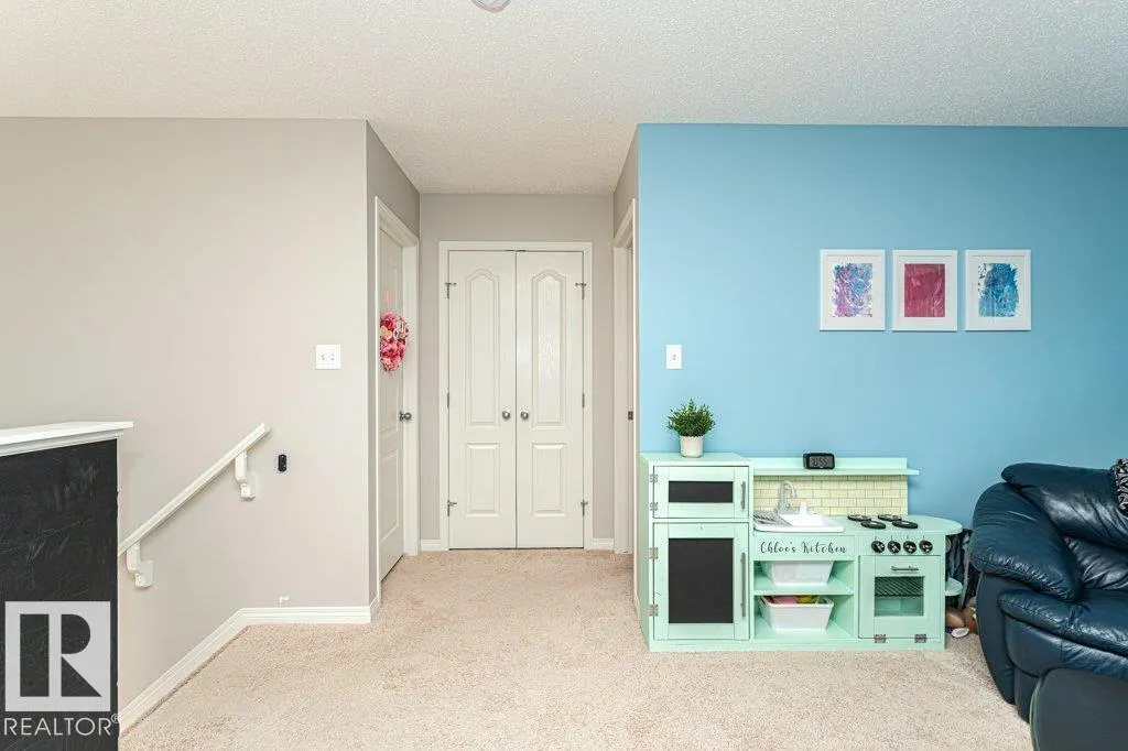 8727 Carson WY SW SW
