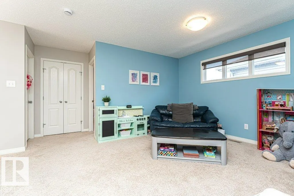 8727 Carson WY SW SW