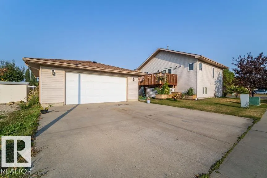 6703 165 AV NW