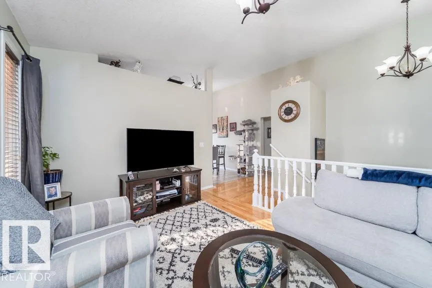 6703 165 AV NW