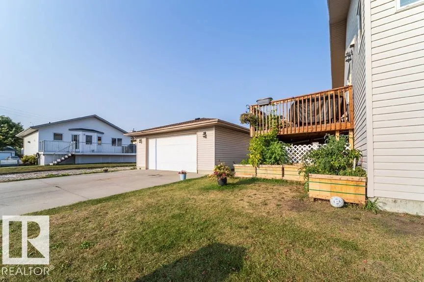6703 165 AV NW