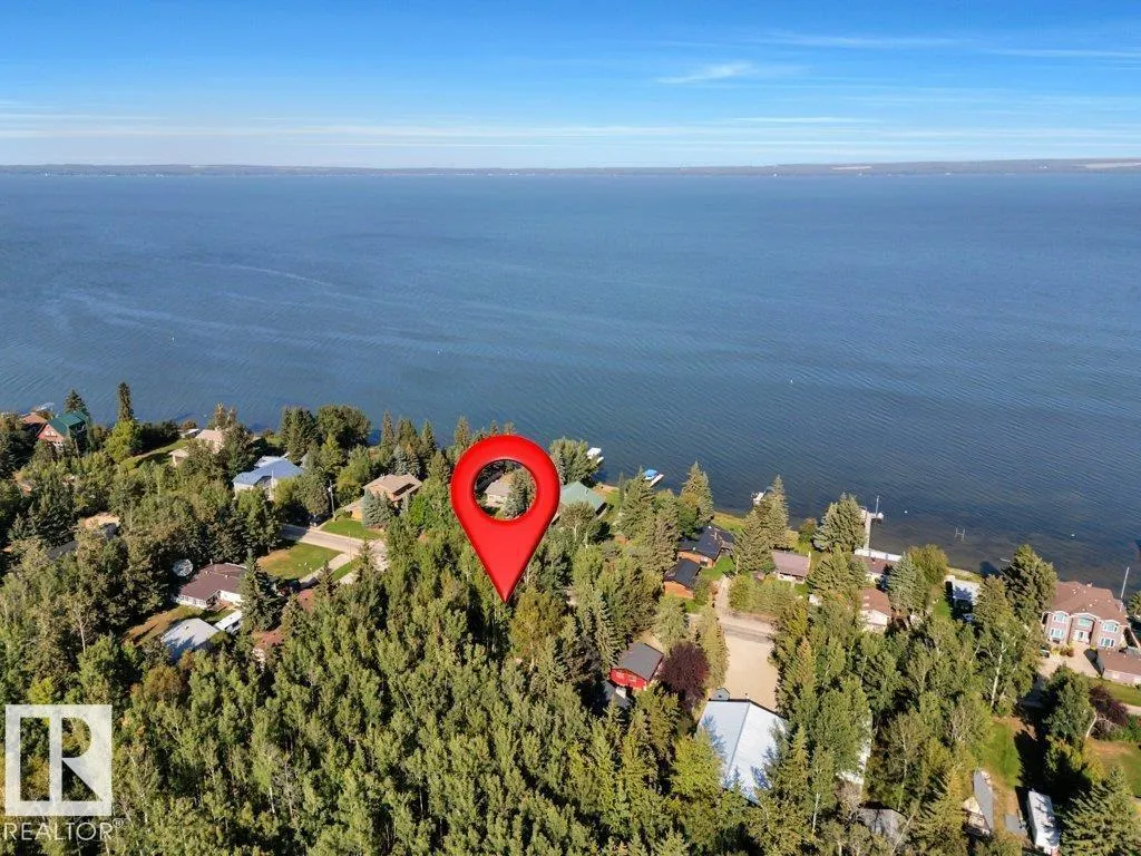 124 Lakeshore DR