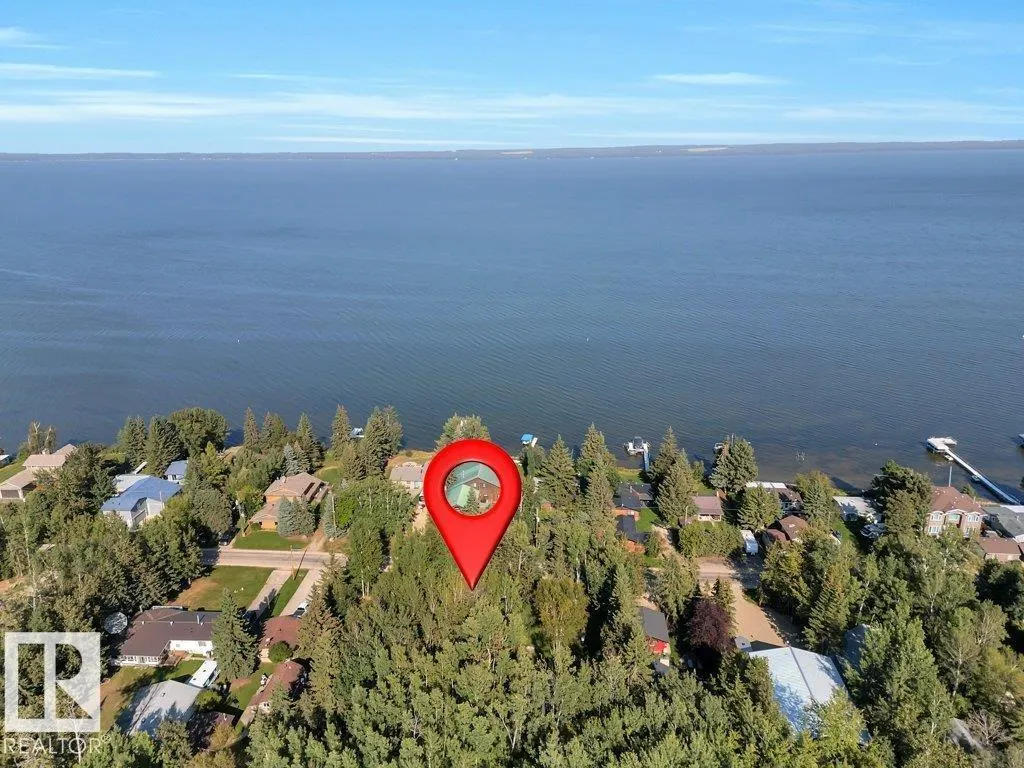124 Lakeshore DR
