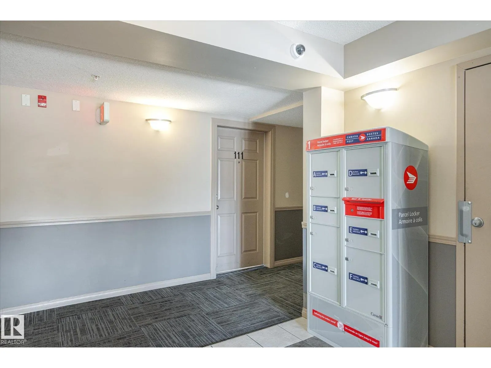 #111 40 SUMMERWOOD BV
